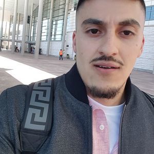 Meet your Posher, Gerardo